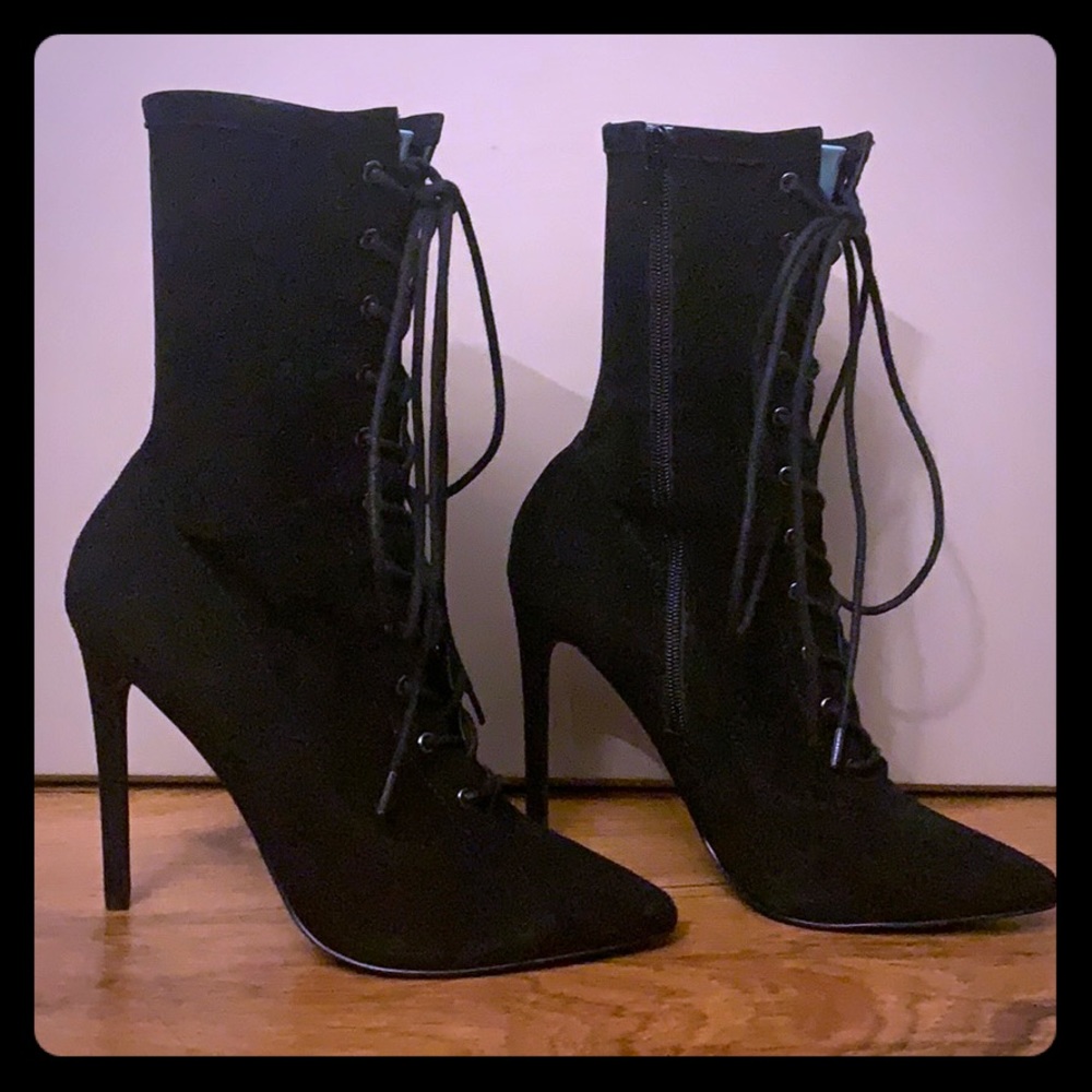 Steve Madden Black Suede Boots, NEVER WORN